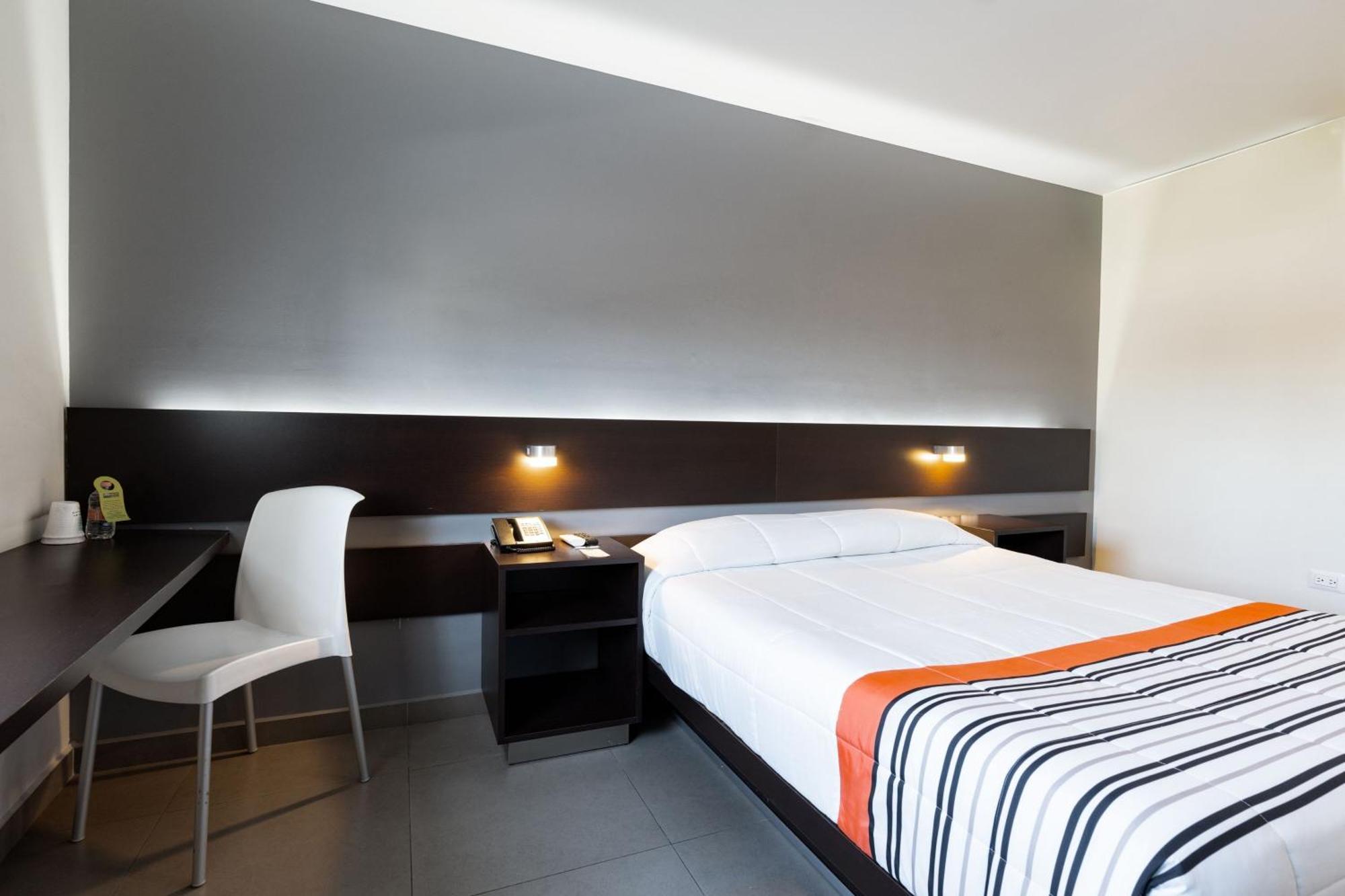 City Express Junior By Marriott Aguascalientes Centro Zewnętrze zdjęcie
