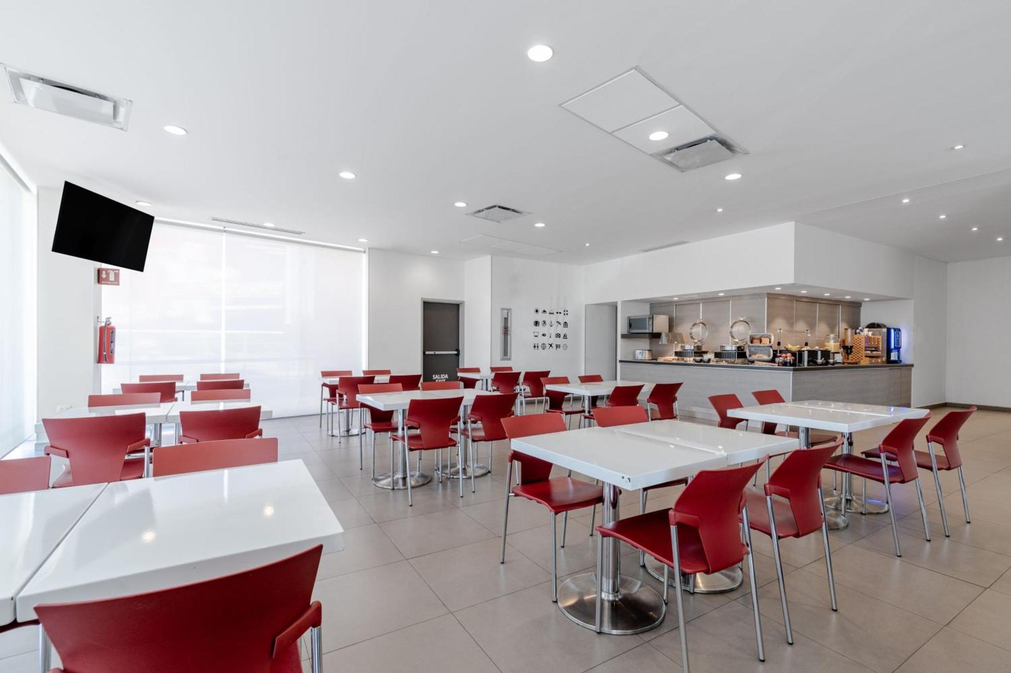 City Express Junior By Marriott Aguascalientes Centro Zewnętrze zdjęcie